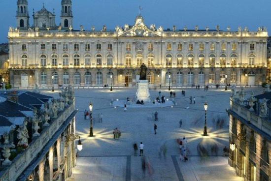 Appartcathedrale Ecrouves Exteriér fotografie